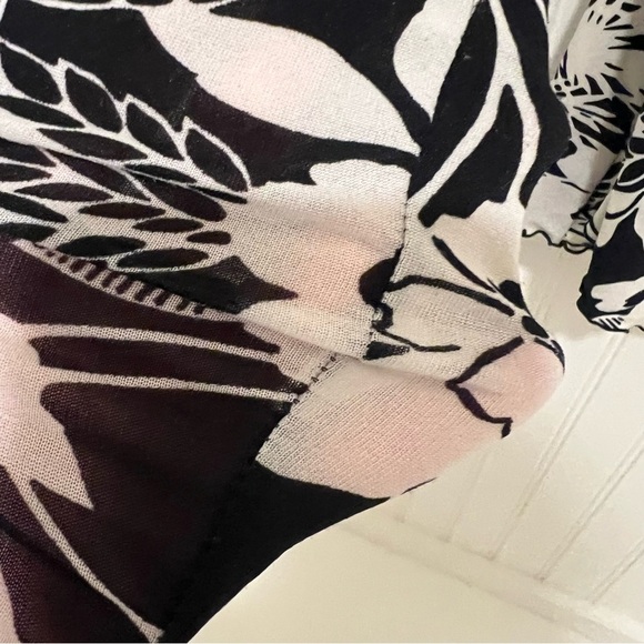 Floral Black and White Women's Wrap Top Y2K mesh - Picture 3 of 8